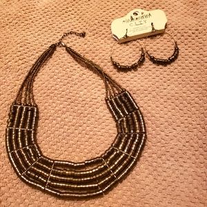 Necklace- Costume/Party/Work!